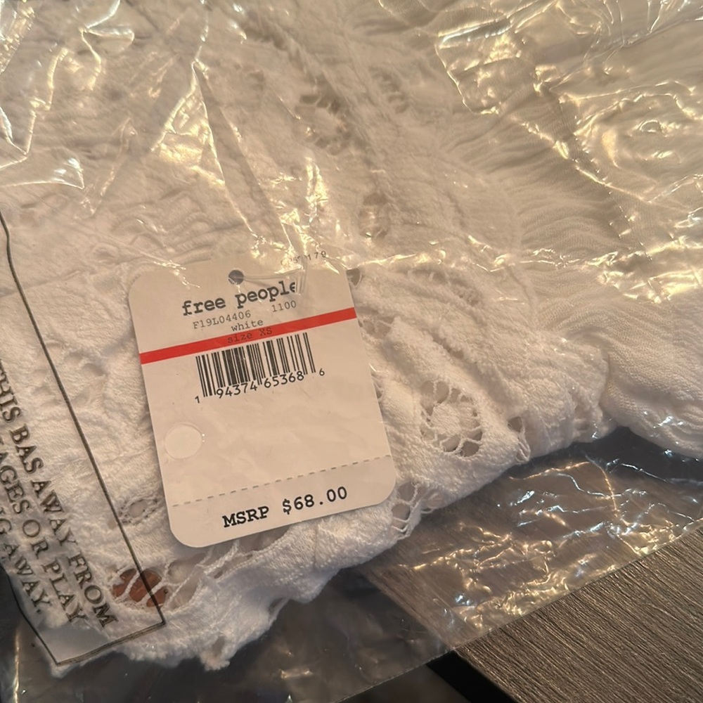NWT FREE PEOPLE ADELLA TANK - Picture 3 of 3